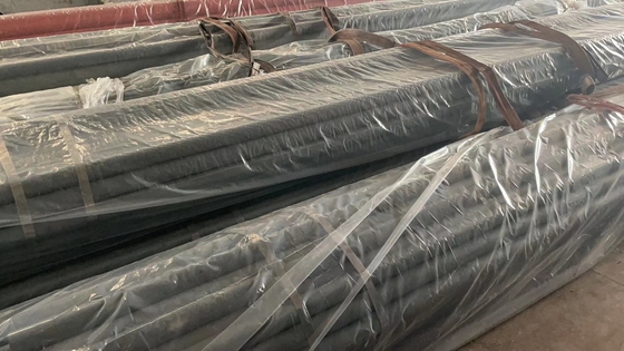 Tuyaux d'acier sans couture laminés à froid de l'alliage 34CrMo4 avec la préparation de surface et la section ronde