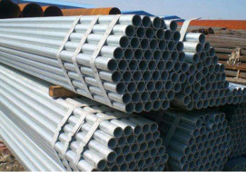 Q215 Q195 0.6mm au tube en acier plongé chaud de 20mm Galv