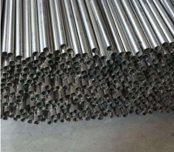 Les tuyaux d'acier inoxydables d'AISI ASTM 310S et le miroir 8K laminé à froid des tubes 316L 321 ont poli soudé
