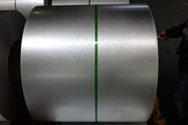 Le zinc de Dx51d G300 a enduit la bobine en acier galvanisée à chaud pour couvrir la feuille